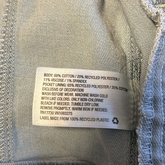 Cat & Jack Light Blue Denim Vest - Size small 6/6x - Picture 3 of 3